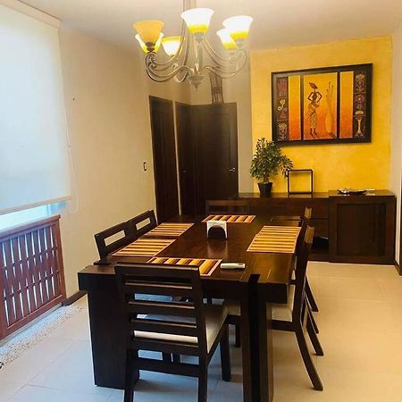 Lovely 3 Bedroom Condo With Pool Икстапа Екстериор снимка