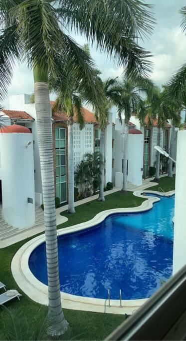 Lovely 3 Bedroom Condo With Pool Икстапа Екстериор снимка